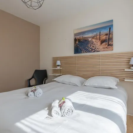 Hébergement de vacances Maison Spacieuse Avec Jardin Arboré - Proche Plage Les Moutiers