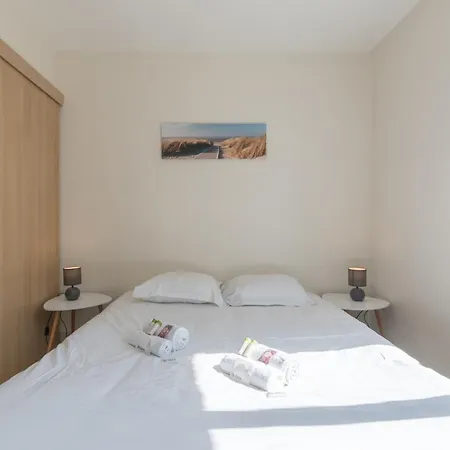 Maison Spacieuse Avec Jardin Arboré - Proche Plage * Les Moutiers